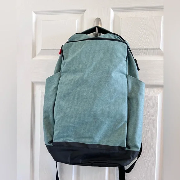 Out of range backpack lululemon deals